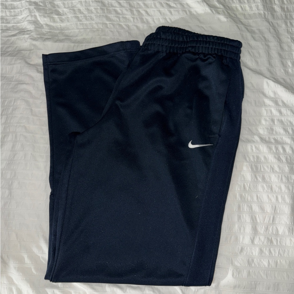 Nike Black Sweatpants Classic Athletic Design